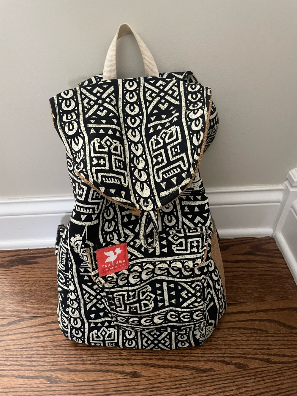 Taluma Totes canvas backpack black white pattern